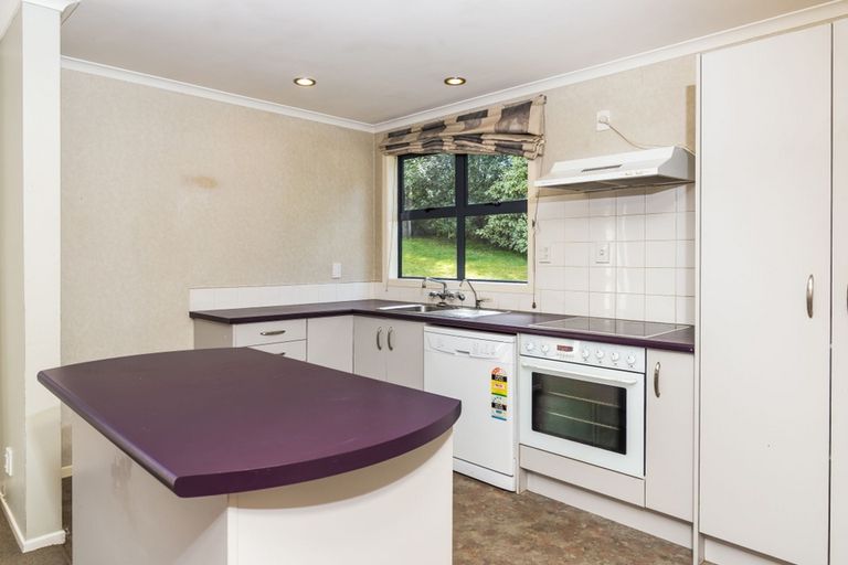 Photo of property in 106 Tamatea Road, Taupo, 3330