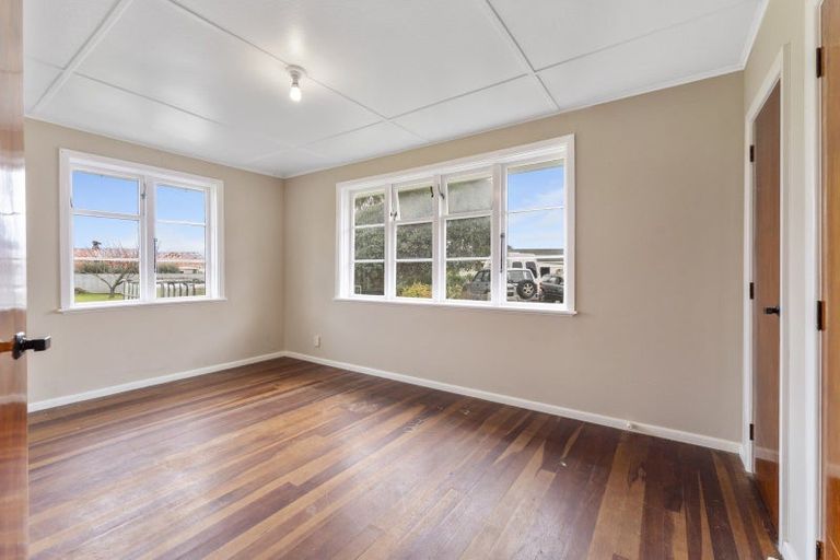 Photo of property in 9 Matene Place, Otaki, 5512