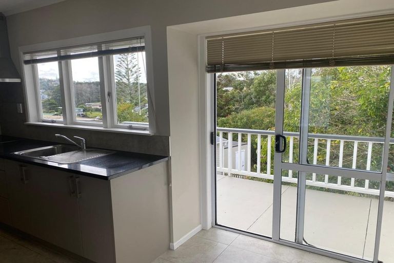 Photo of property in 101 Stanley Road, Glenfield, Auckland, 0629