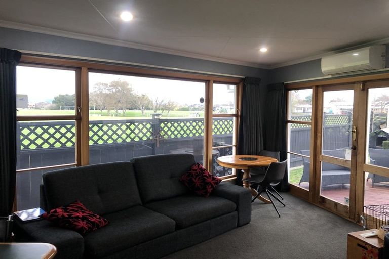Photo of property in 30 Churchill Avenue, Hokowhitu, Palmerston North, 4410