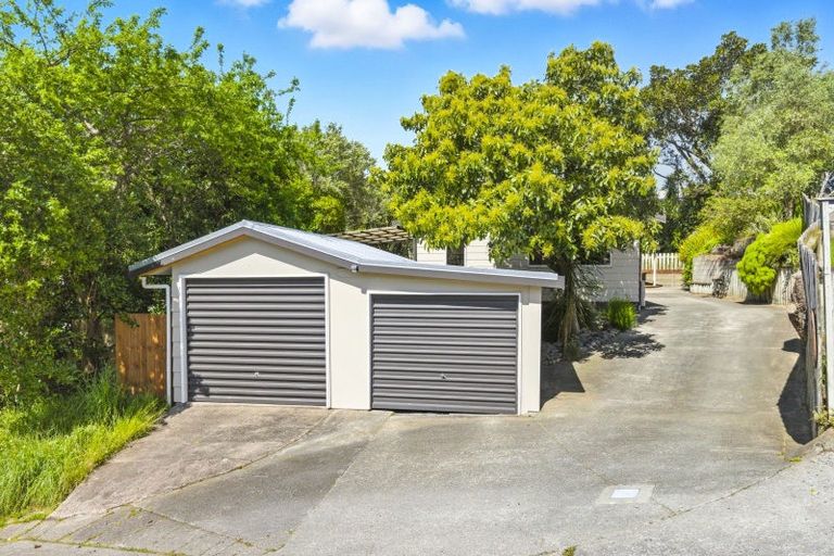 Photo of property in 92 Leinster Avenue, Raumati South, Paraparaumu, 5032
