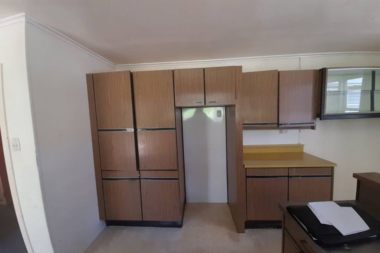 Photo of property in 25 Verbena Road, Birkdale, Auckland, 0626