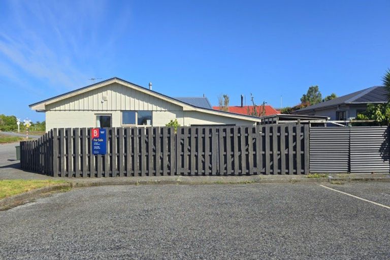 Photo of property in 220 Gibson Quay, Hokitika, 7810
