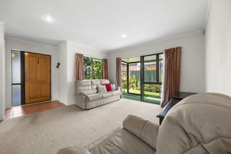 Photo of property in 109 Pooks Road, Ranui, Auckland, 0612