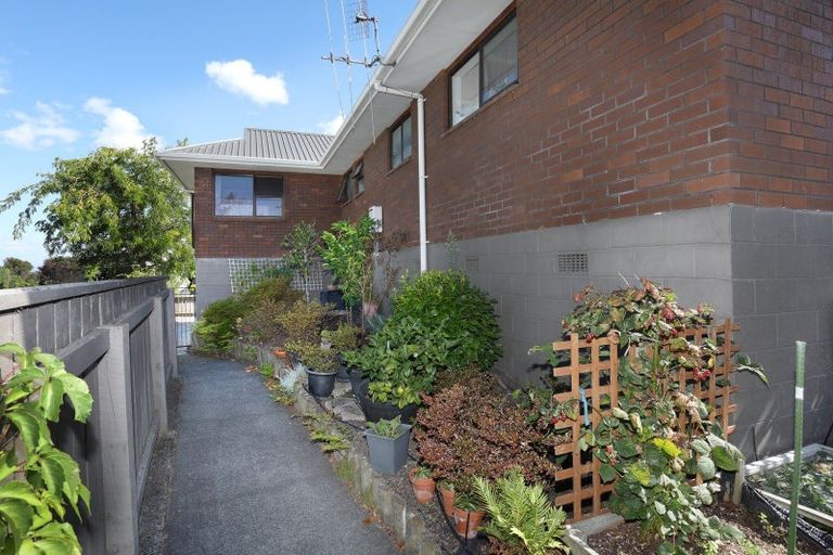 Photo of property in 19 Park View Avenue, Feilding, 4702