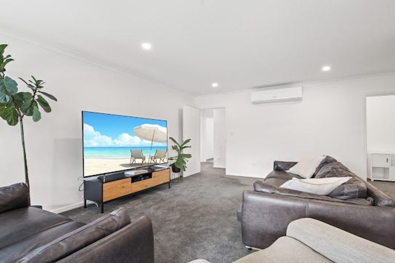 Photo of property in 19 Hickmott Street, Rangiora, 7400