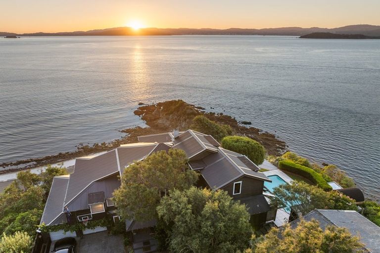 Photo of property in 1 Rangiuru Road, Mahina Bay, Lower Hutt, 5013