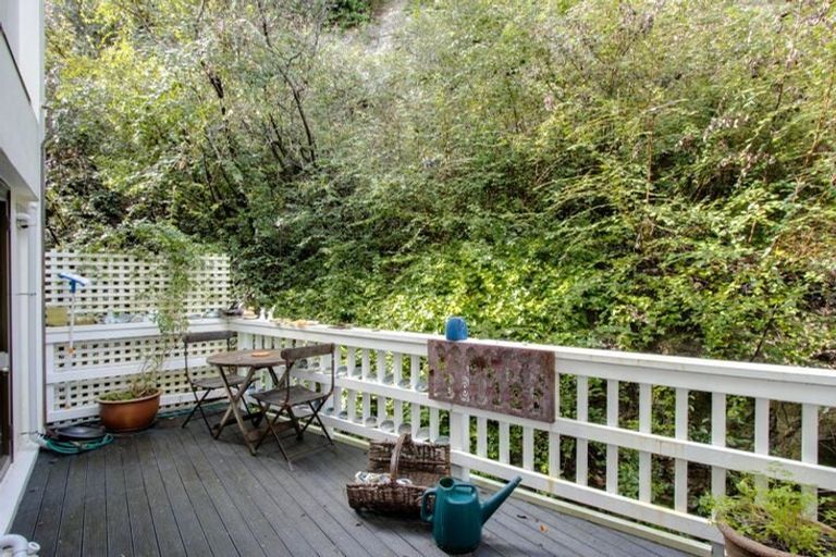 Photo of property in 4/80 Battery Road, Ahuriri, Napier, 4110
