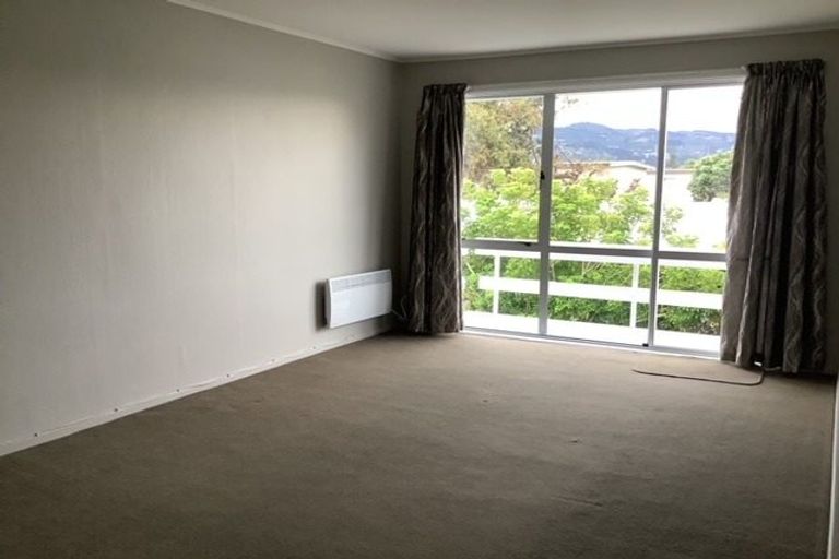 Photo of property in 9/10 Trevethick Grove, Woburn, Lower Hutt, 5010