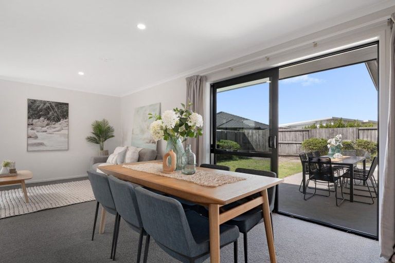 Photo of property in 5 Oka Street, Papamoa Beach, Papamoa, 3118