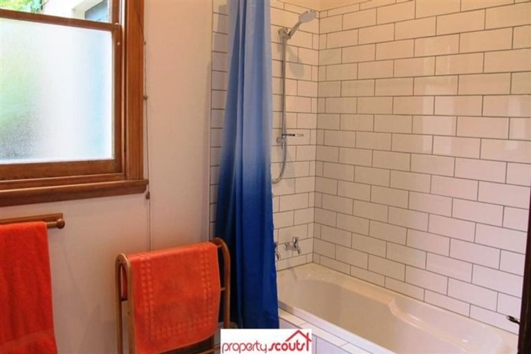 Photo of property in 398 Bay View Road, Saint Clair, Dunedin, 9012