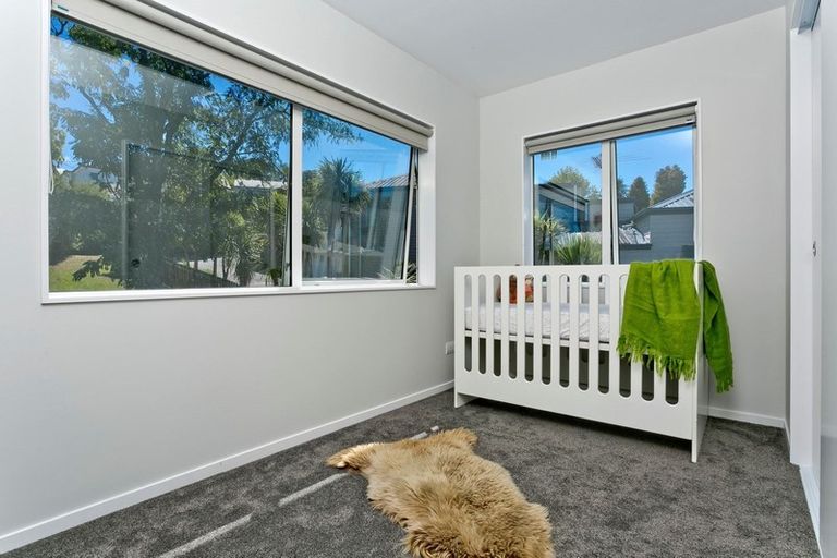 Photo of property in 29a Normanton Street, Glenfield, Auckland, 0629