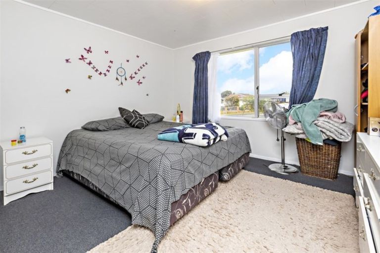 Photo of property in 3 Espada Place, Clover Park, Auckland, 2019