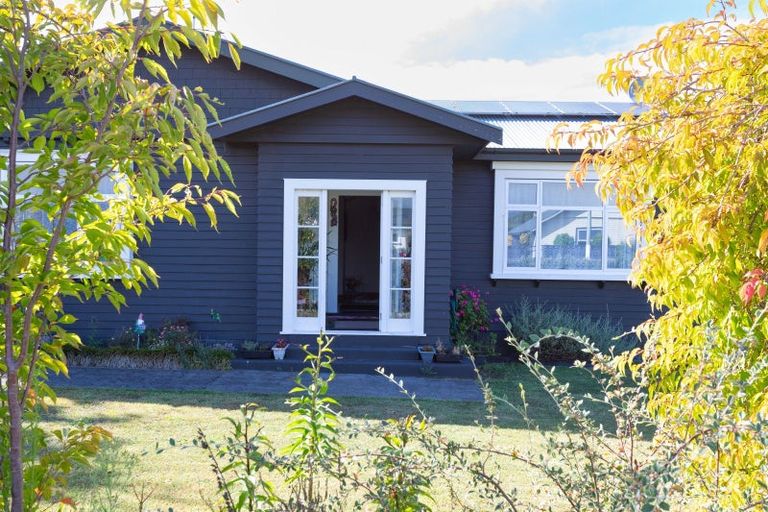 Photo of property in 4 Ranfurly Street, Dannevirke, 4930