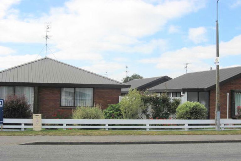 Photo of property in Cox Street Mews, 2/11 Cox Street, Ashburton, 7700