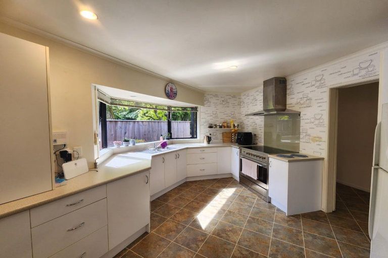 Photo of property in 70 Belt Road, New Plymouth, 4310
