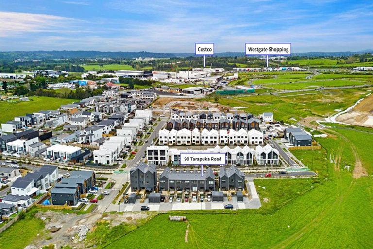 Photo of property in 90 Tarapuka Road, Westgate, Auckland, 0814