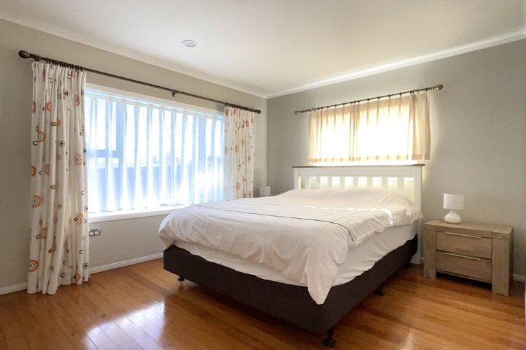 Photo of property in 79 Rosehill Drive, Rosehill, Papakura, 2113