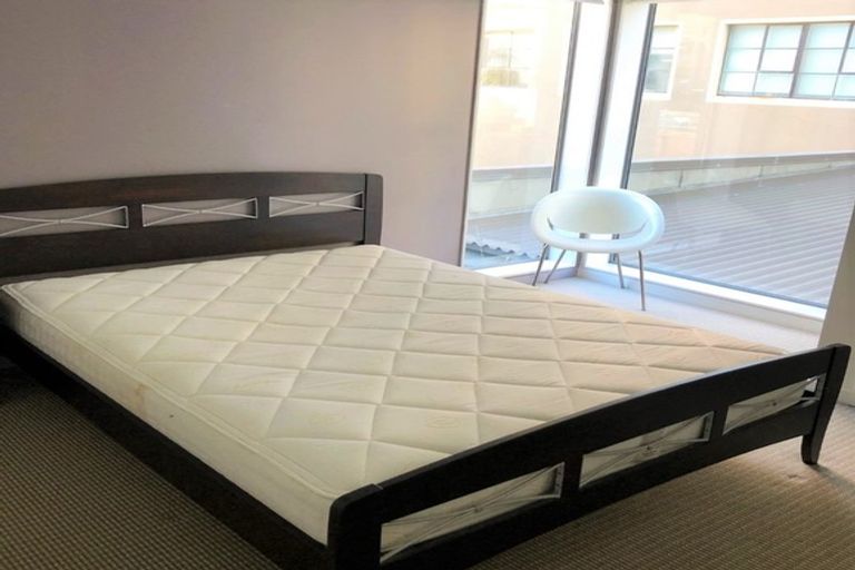 Photo of property in Portal Apartments, 42 Cable Street, Te Aro, Wellington, 6011