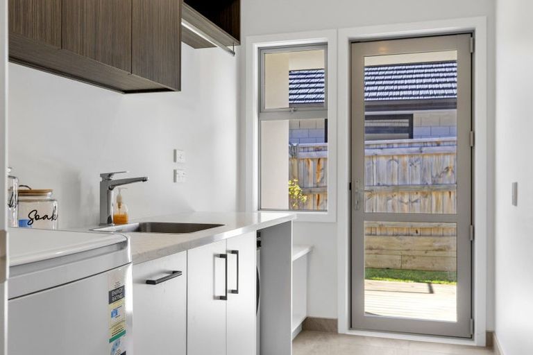Photo of property in 6 Raupo Crescent, Wharewaka, Taupo, 3330