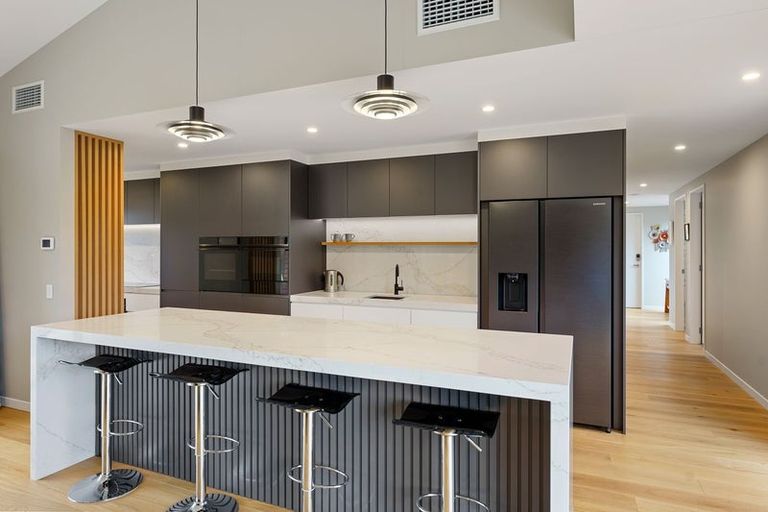 Photo of property in 5 Bressay Way, Waikanae, 5036