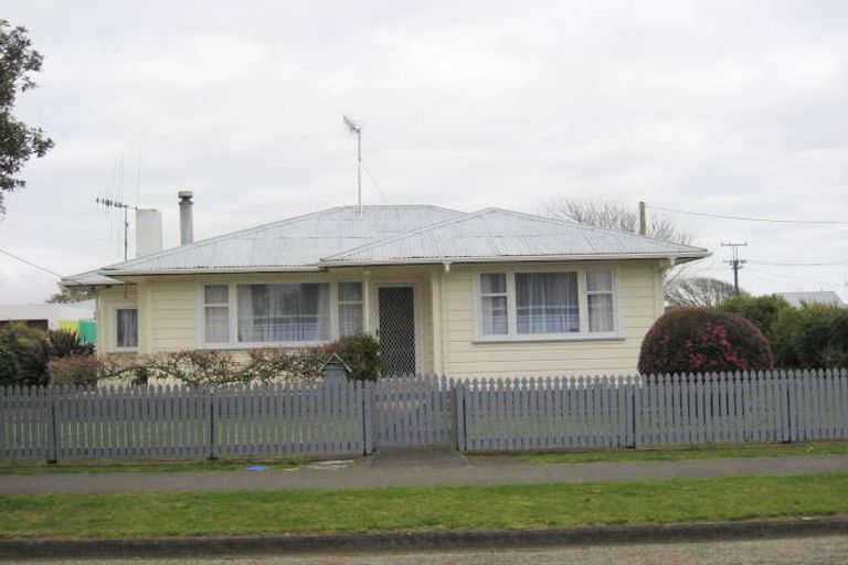 Photo of property in 25 Kings Drive, Levin, 5510