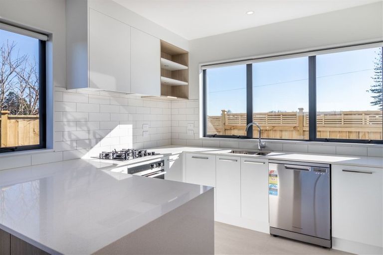 Photo of property in 1d Falabella Lane, Karaka, Papakura, 2113