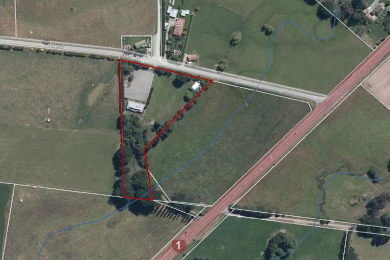 Photo of property in 23 Ross Road, Herbert, 9495