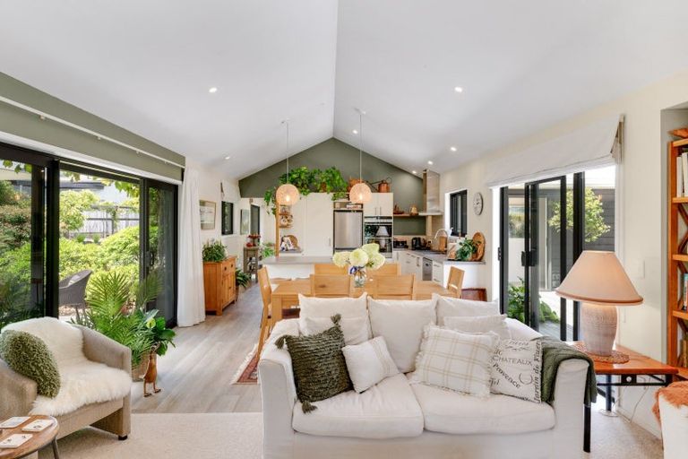 Photo of property in 7 Willow Grove, Tairua, 3508