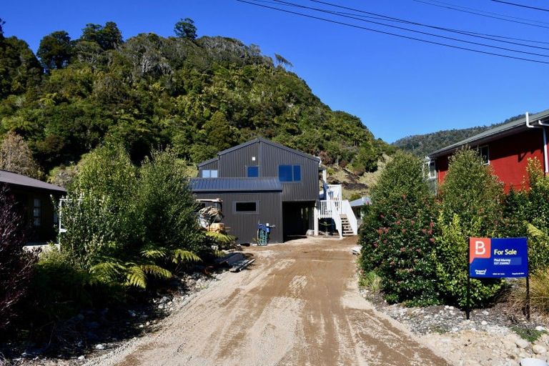 Photo of property in 4 Horncastle Crescent, Little Wanganui, Karamea, 7893