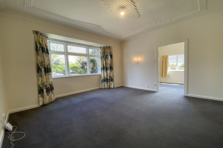 Photo of property in 49 Ganges Road, Khandallah, Wellington, 6035