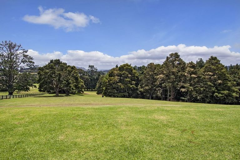 Photo of property in 59 Jounneaux Road, Te Kamo, Kamo, 0185