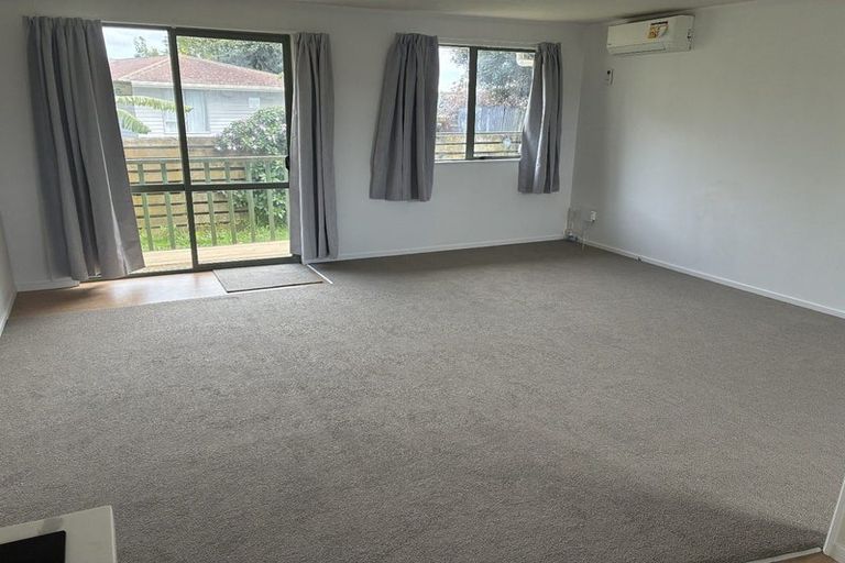 Photo of property in 16 Steven Street, Mangere East, Auckland, 2024