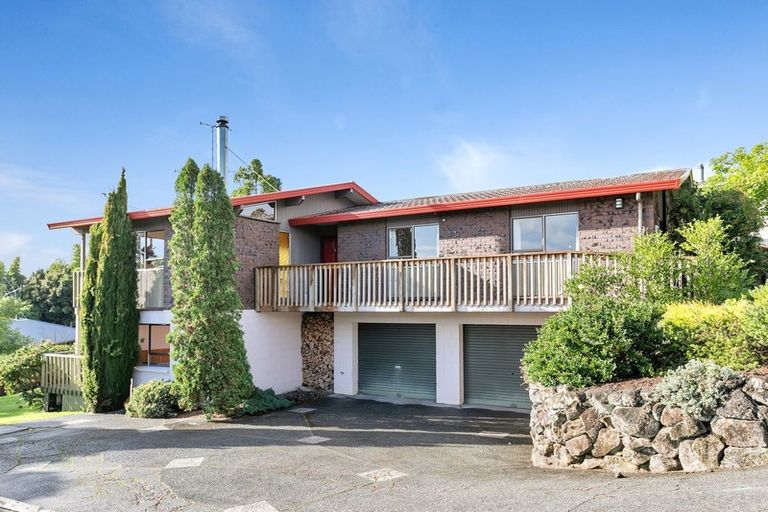Photo of property in 12 Escalona Street, Te Kamo, Whangarei, 0112