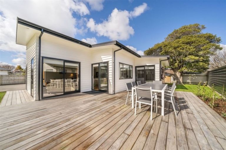 Photo of property in 27a Tennyson Street, Trentham, Upper Hutt, 5018