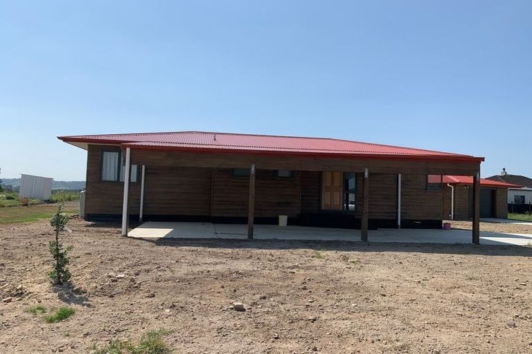 Photo of property in 2 Naho Place, Meremere, Mercer, 2474