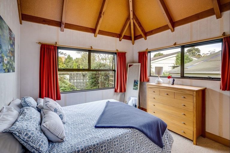 Photo of property in 115a Frederick Street, Mayfair, Hastings, 4122