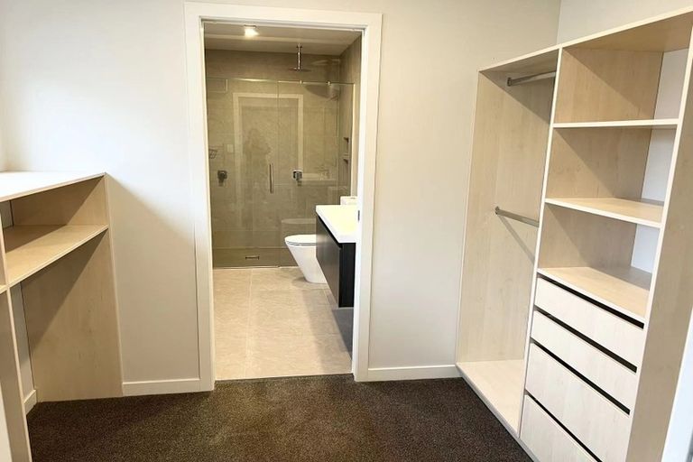 Photo of property in 22a Dallinghoe Crescent, Milford, Auckland, 0620