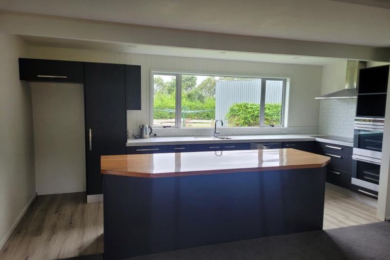 Photo of property in 273 Henwood Road, Paraite, New Plymouth, 4372