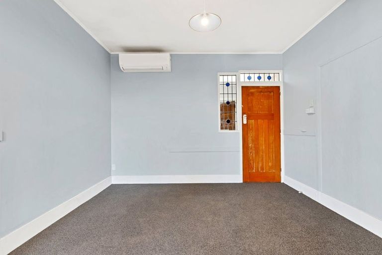 Photo of property in 12 Randolph Street, Woolston, Christchurch, 8062