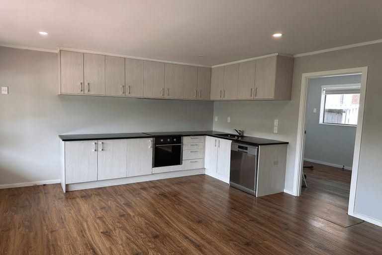 Photo of property in 4/45 Halver Road, Manurewa East, Auckland, 2102