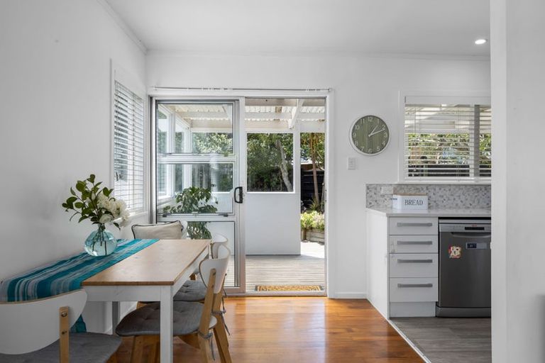 Photo of property in 3/29 Manuka Road, Bayview, Auckland, 0629