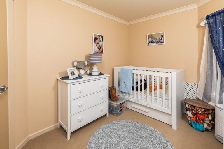 Photo of property in 122 Rototuna Road, Rototuna, Hamilton, 3210