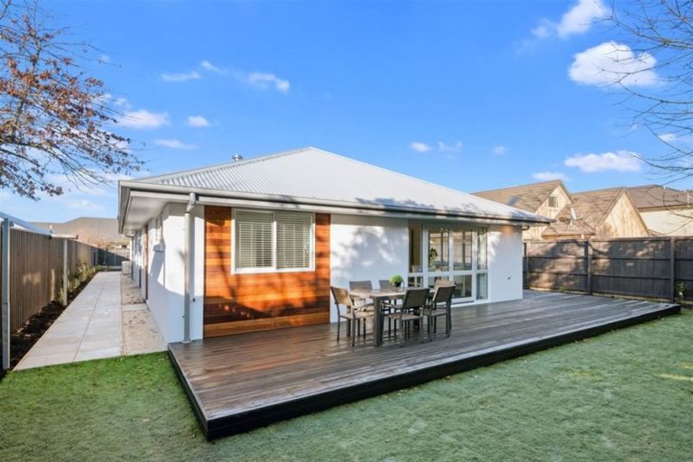 Photo of property in 15 Springbrook Lane, Northwood, Christchurch, 8051