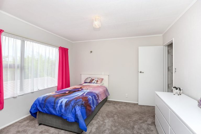 Photo of property in 220 Frankley Road, Frankleigh Park, New Plymouth, 4310