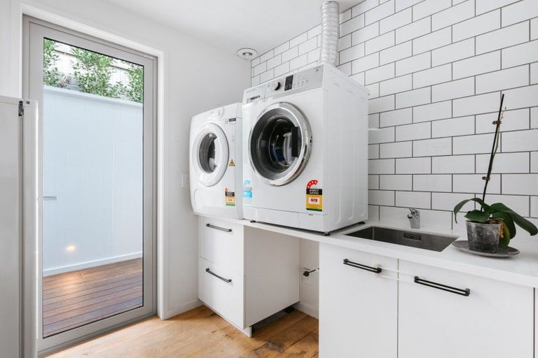 Photo of property in 64 Utopia Park Heights, Welcome Bay, Tauranga, 3112