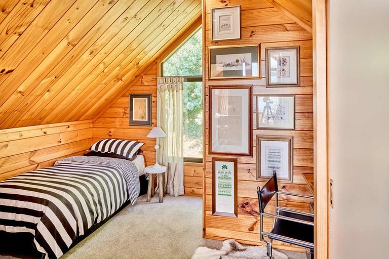 Photo of property in 41 Leeward Drive, Whitby, Porirua, 5024