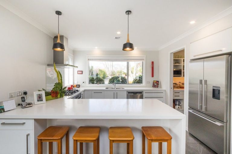 Photo of property in 33 Elmira Avenue, Hokowhitu, Palmerston North, 4410