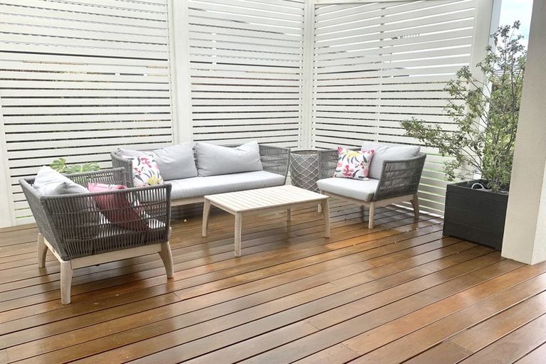 Photo of property in 14 Haast Place, Poraiti, Napier, 4112