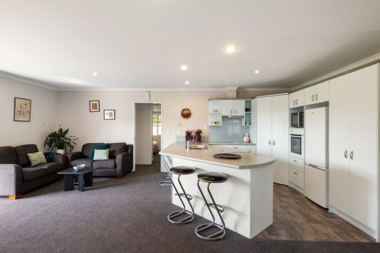 Photo of property in 13 Rosewood Court, Huntington, Hamilton, 3210